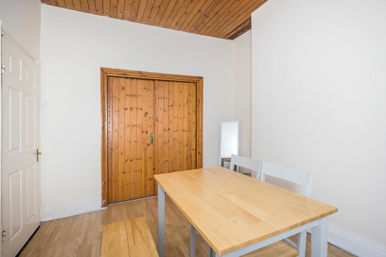 Bright In Stratford Guest house *