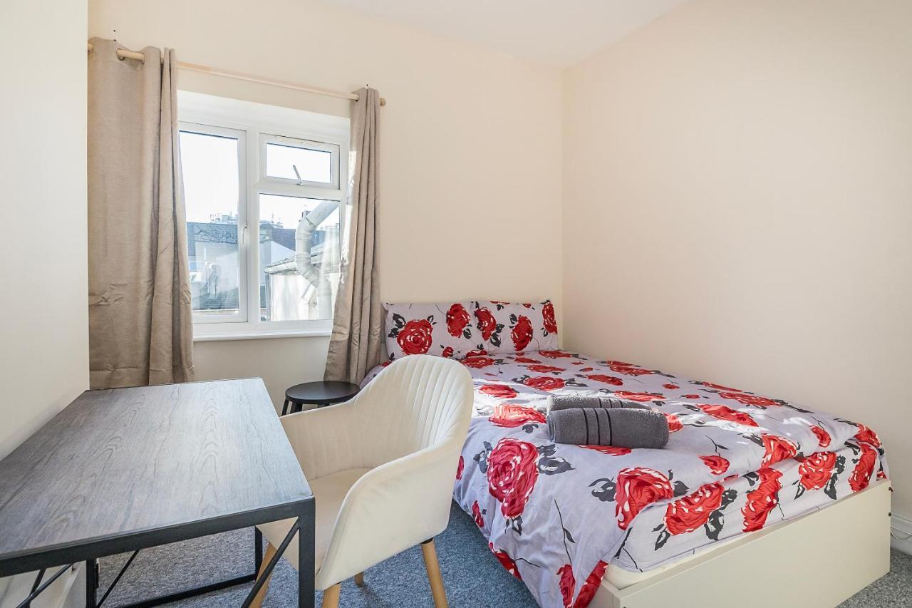 Bright In Stratford Guest house *