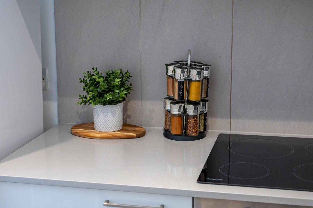 Apartment 4 Bedrooms Peaceful Abbey Rd - St Johns Wood *