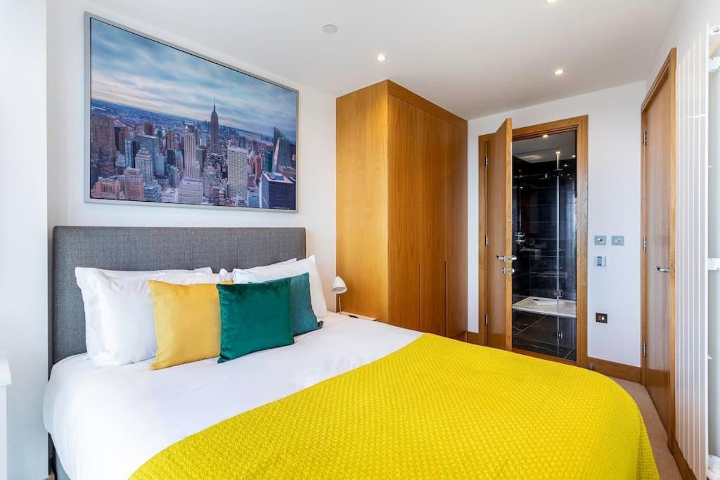 Panoramic Balcony Luxury London
