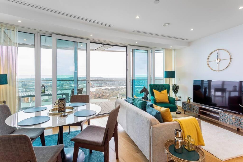 Apartment Panoramic Balcony Luxury