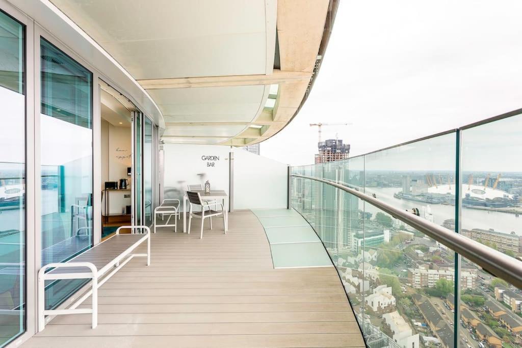 Panoramic Balcony Luxury