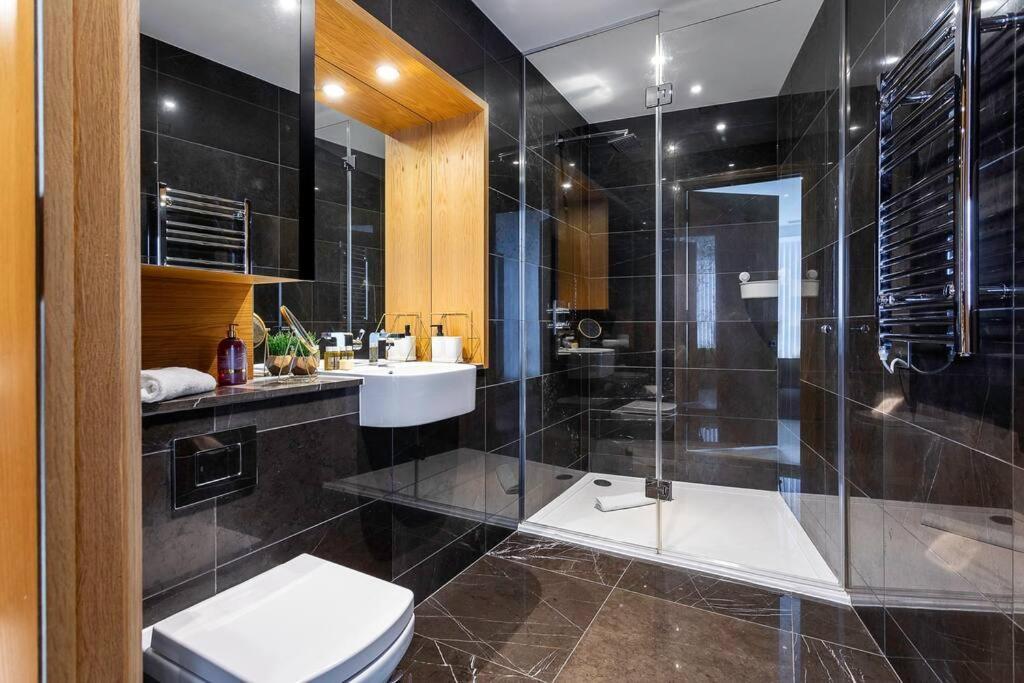 Apartment Panoramic Balcony Luxury