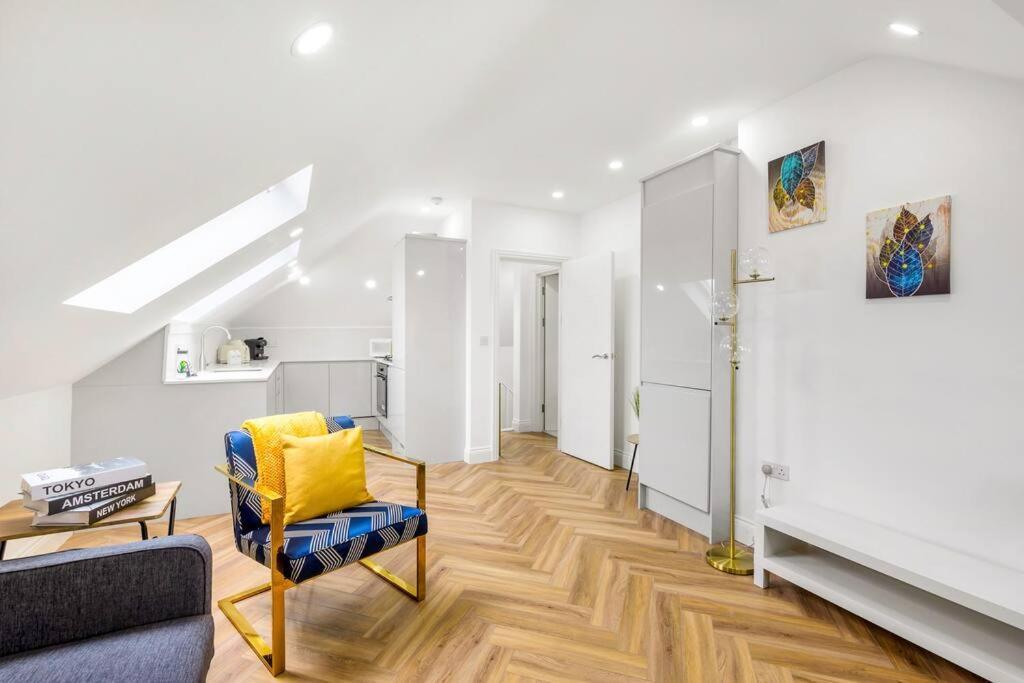 Apartment Modern 5 Occupancy Flat Free Parking & Views