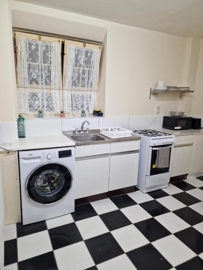Waterloo - Zone 1 - Spacious One Bedroom Flat Apartamento *