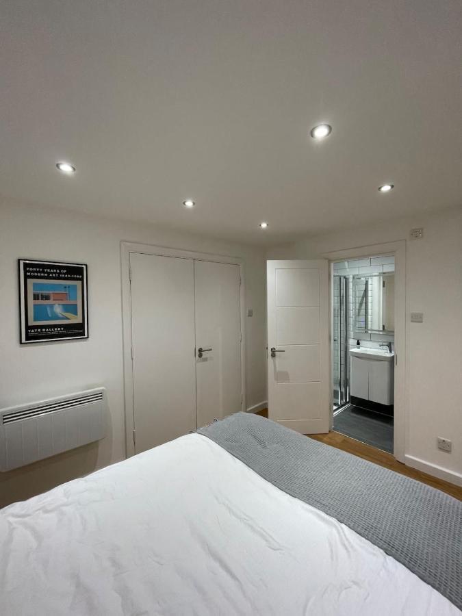 Stunning 3bd Maisonette Wbalcony - Old Street! *