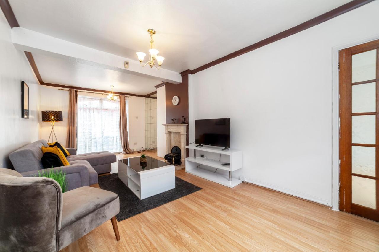 Stunning 3 Bed House With Private Garden, Woolwich * London