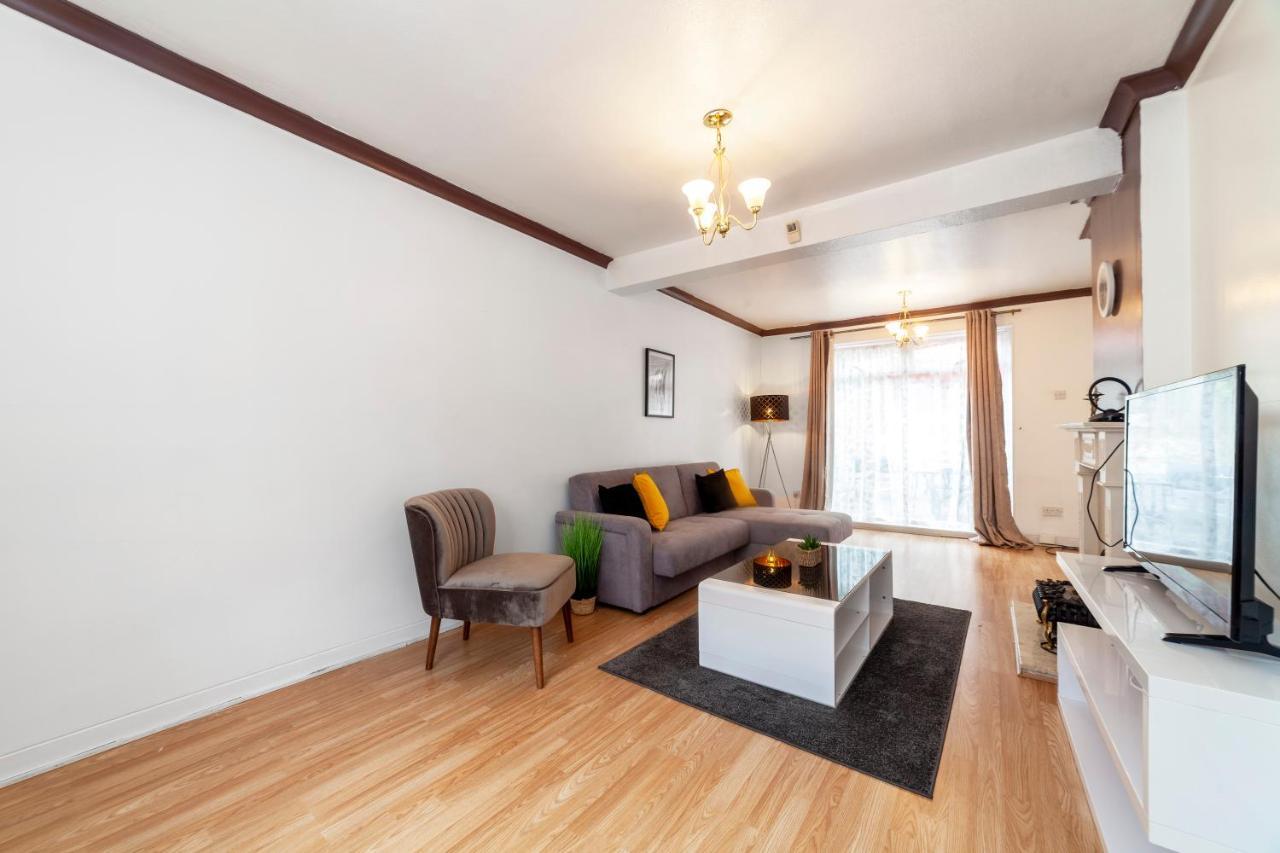 Holiday home Stunning 3 Bed House With Private Garden, Woolwich London