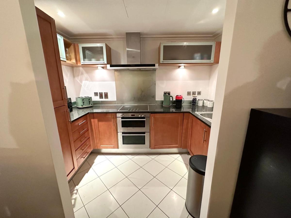New Spacious 2 Bedroom With Balcony