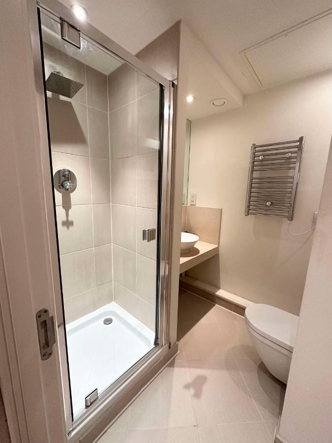 New Spacious 2 Bedroom With Balcony