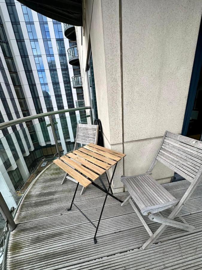 New Spacious 2 Bedroom With Balcony Apartment *