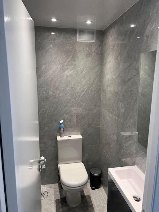 Stunning 2 Bedroom Duplex In The Heart Of * Londres