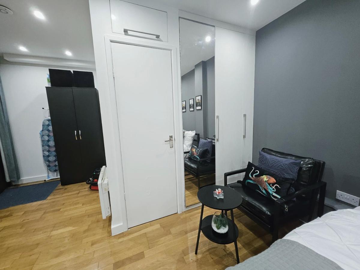 Gdy0 - The Dragon Apartment