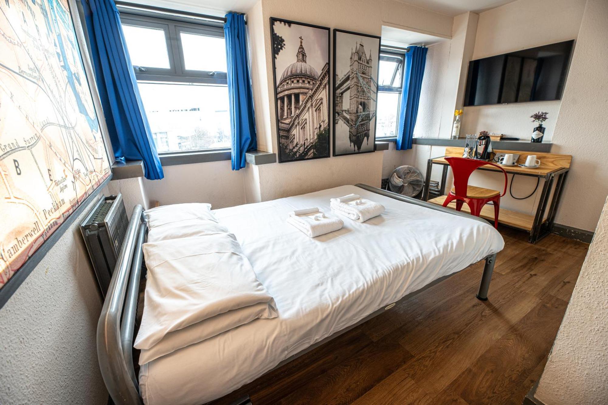 St Christopher's Shepherd's Bush Hostel *