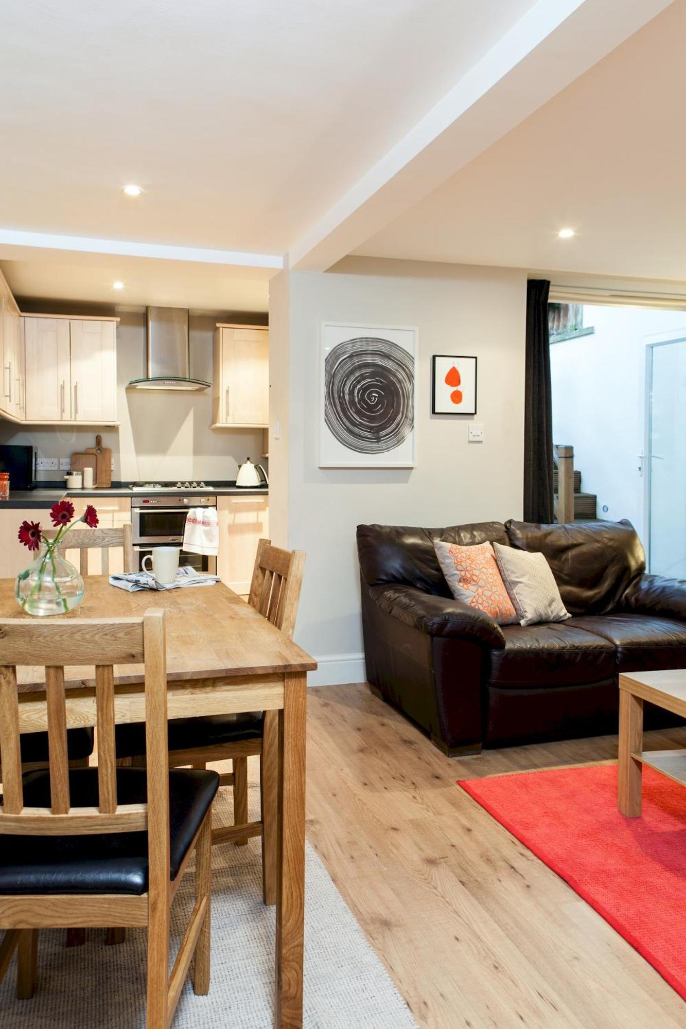 Madison Hill - Fernlea Garden 2 - One Bedroom Home *