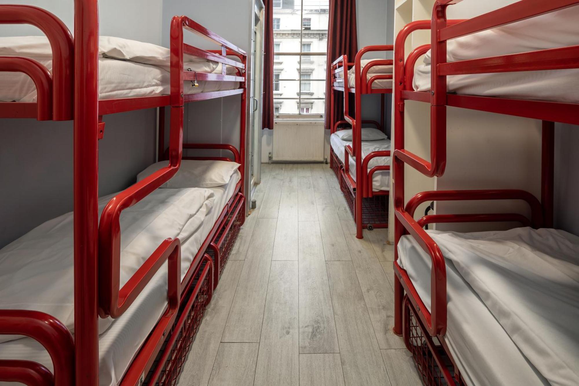 Hostel Astor Victoria London