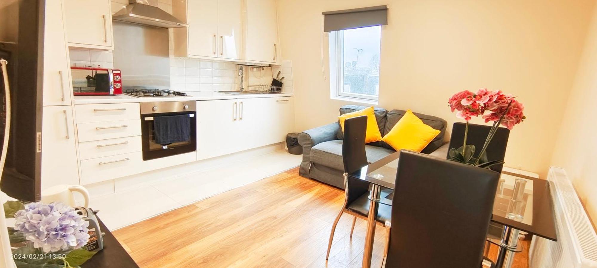 Tulip 5 Floor At Hammersmith Apartment *