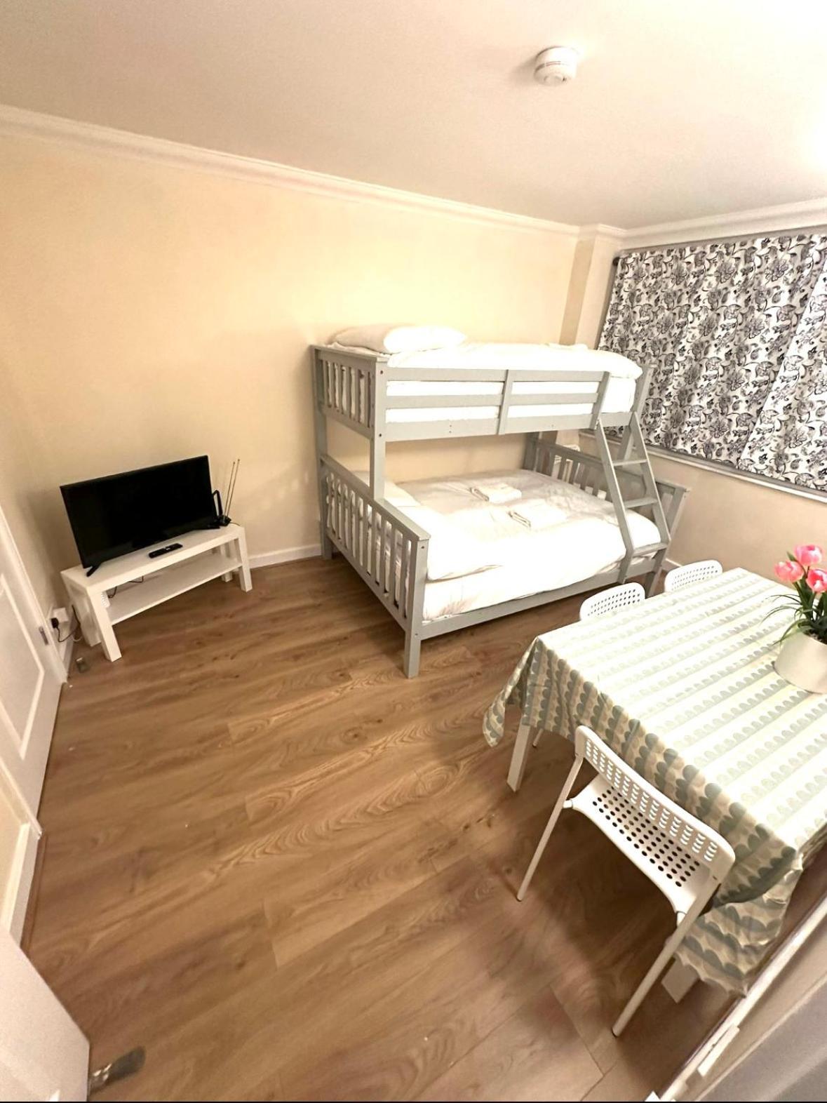 Fitzroy Royale Apart- London
