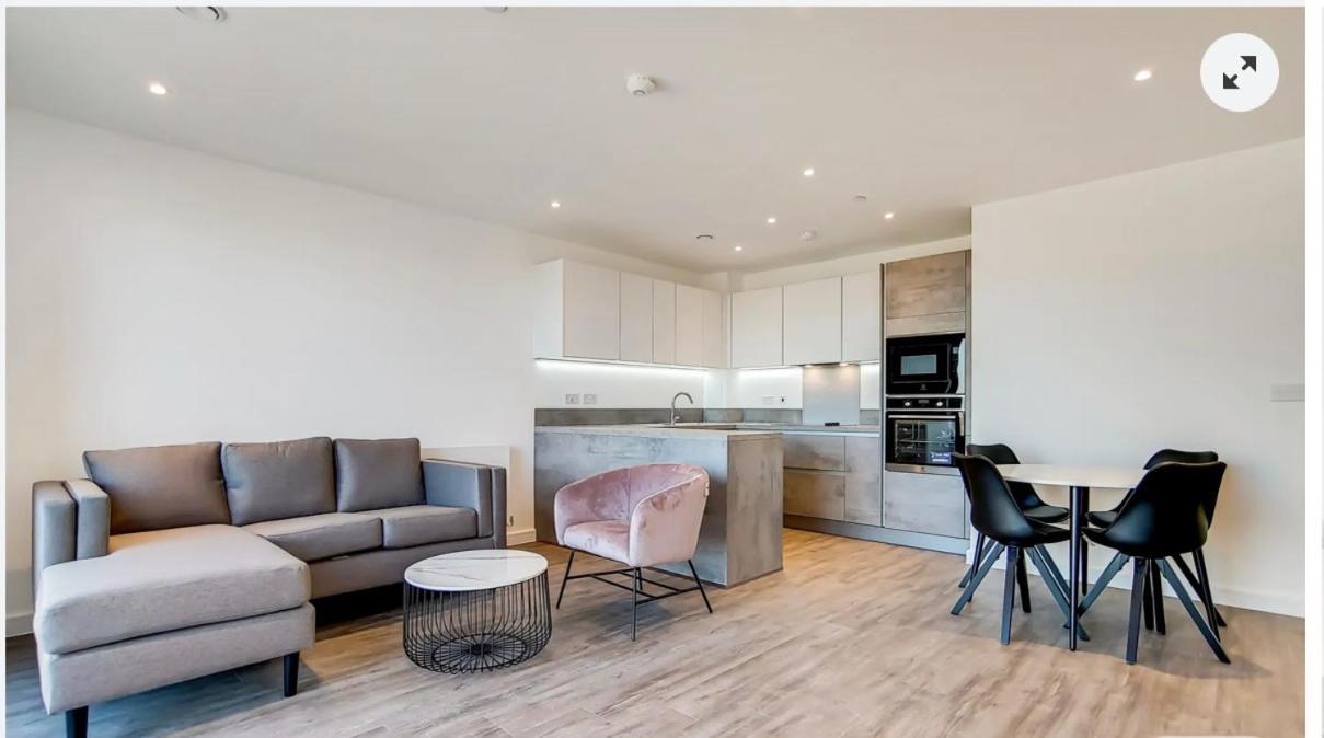 Modern With Free 24hours Gym Apartamento