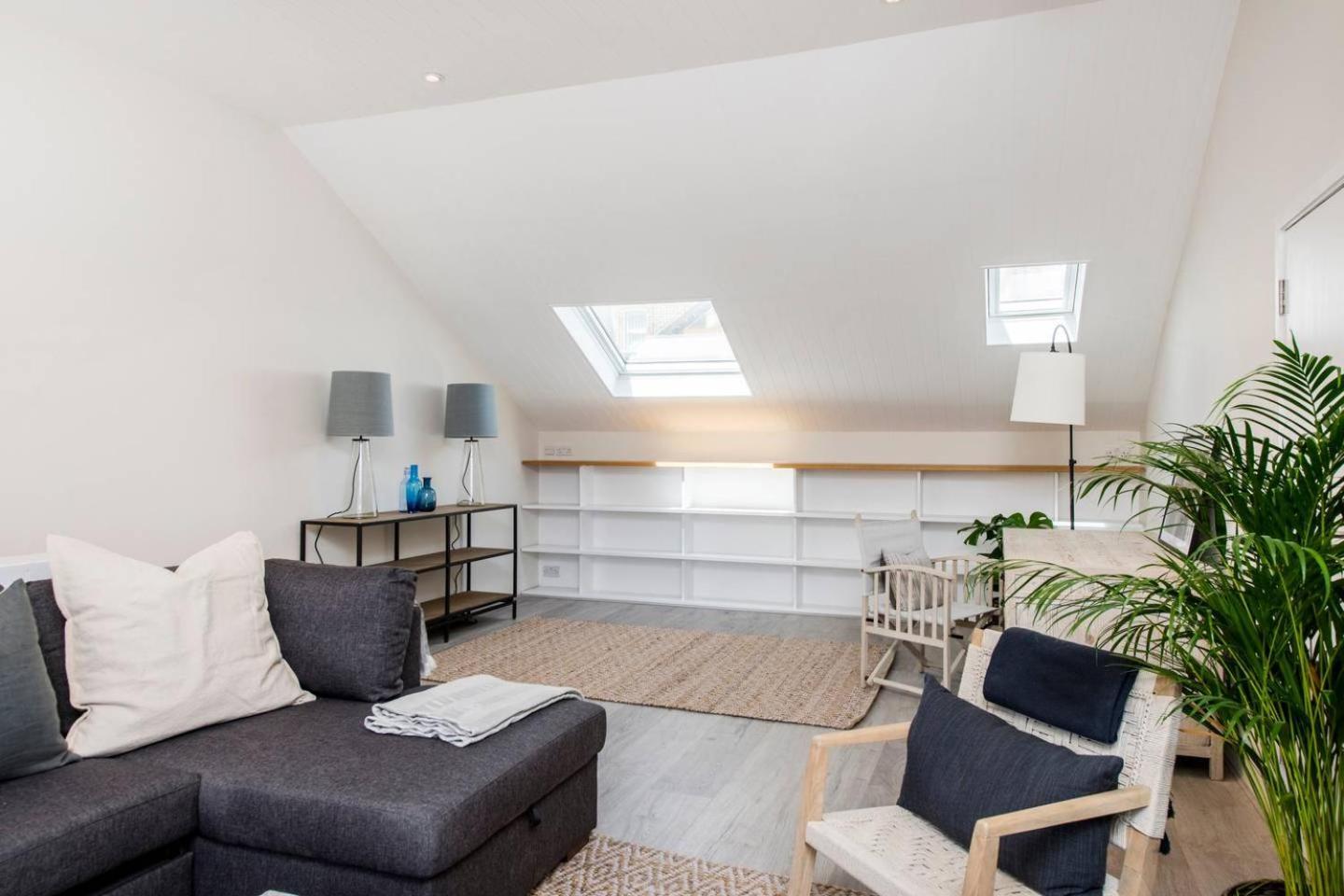 Holiday home Divine 3 Bed House In Battersea London