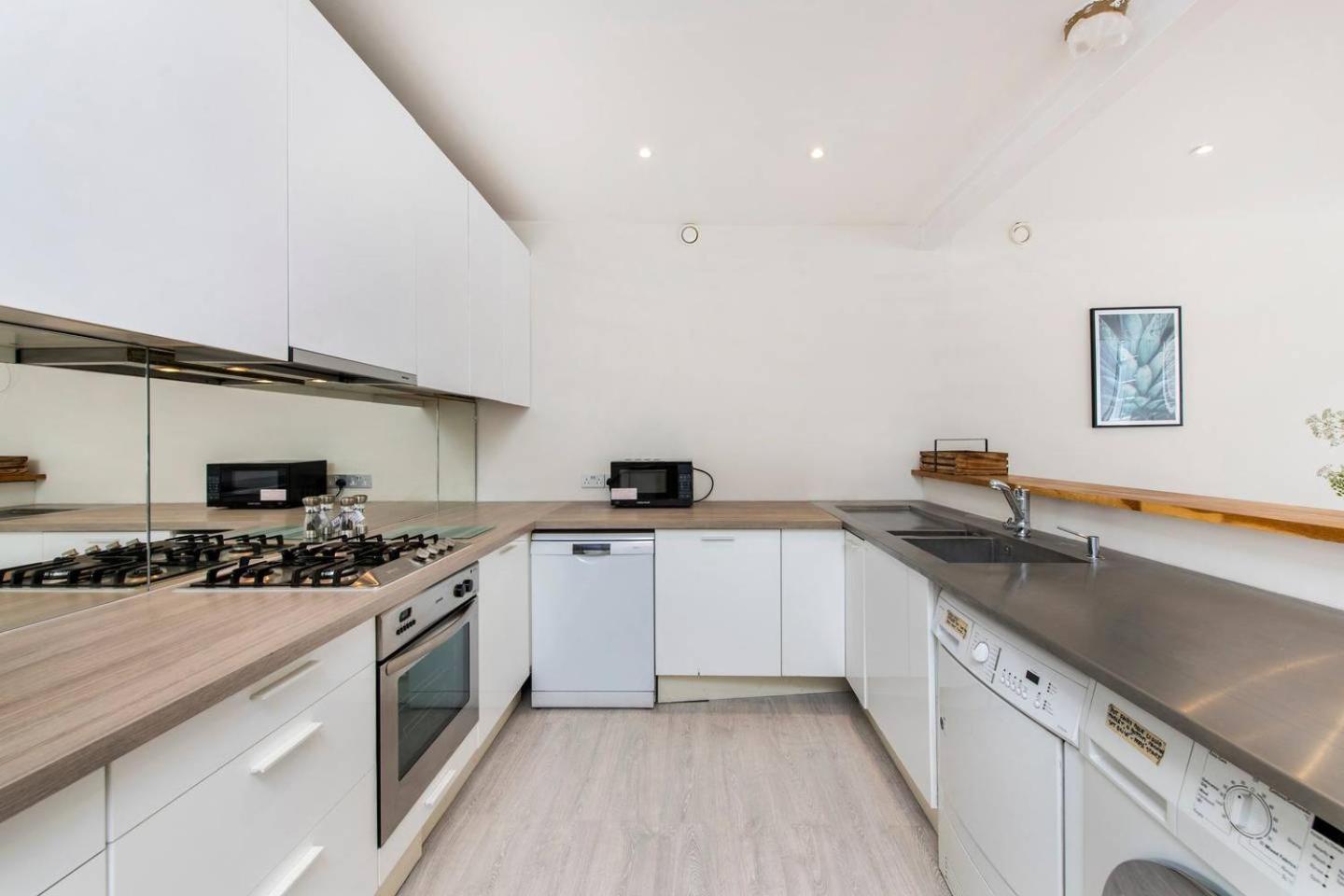 Holiday home Divine 3 Bed House In Battersea