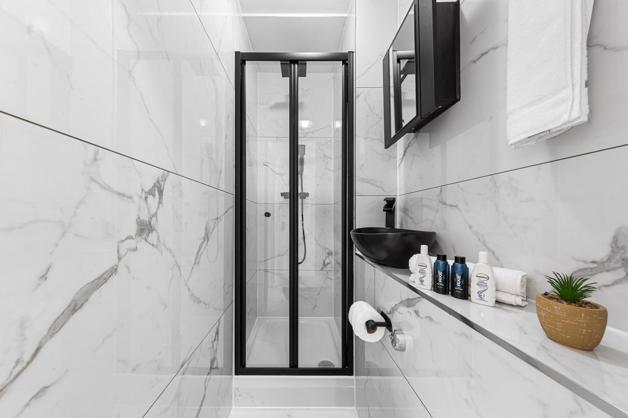 Apartment Modern 2 Bedroom Flat - Near Primrose Hill, Camden Market, Regent's Park - Good Links To Kings Cross, Euston, Finchley Road Station - Nw3 *