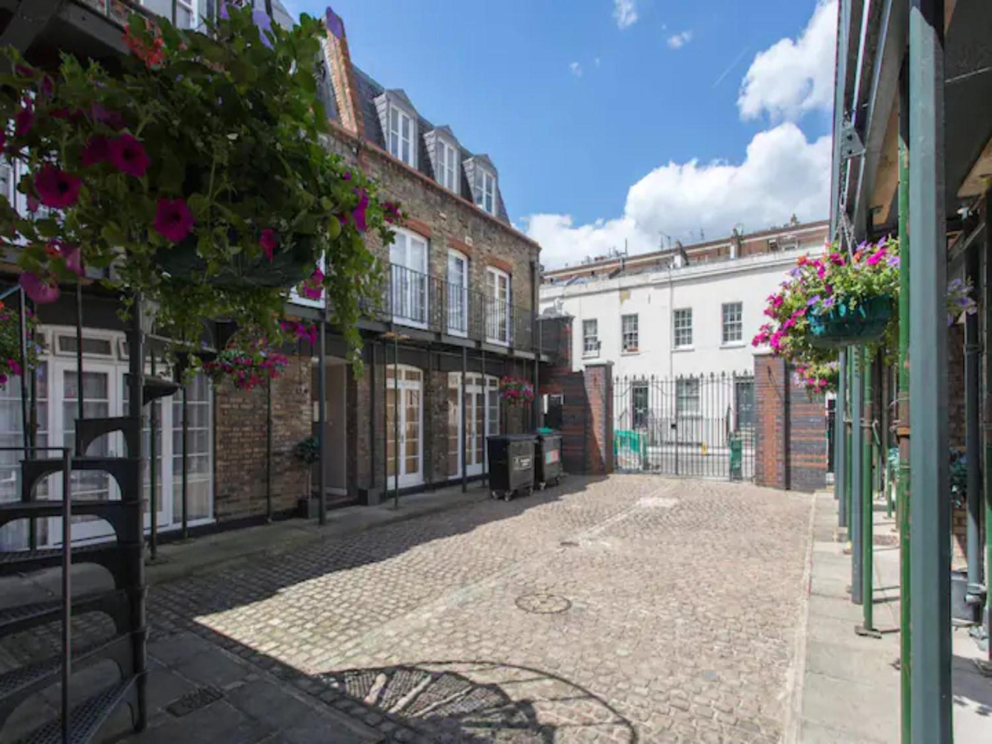 Paddington 5mins From St Mary Hospital Pass The Keys *