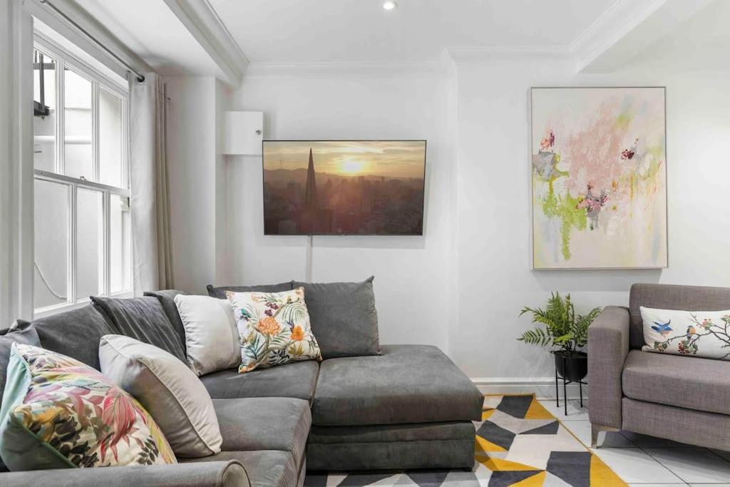 Apartment Hyde Park/paddington Flat *