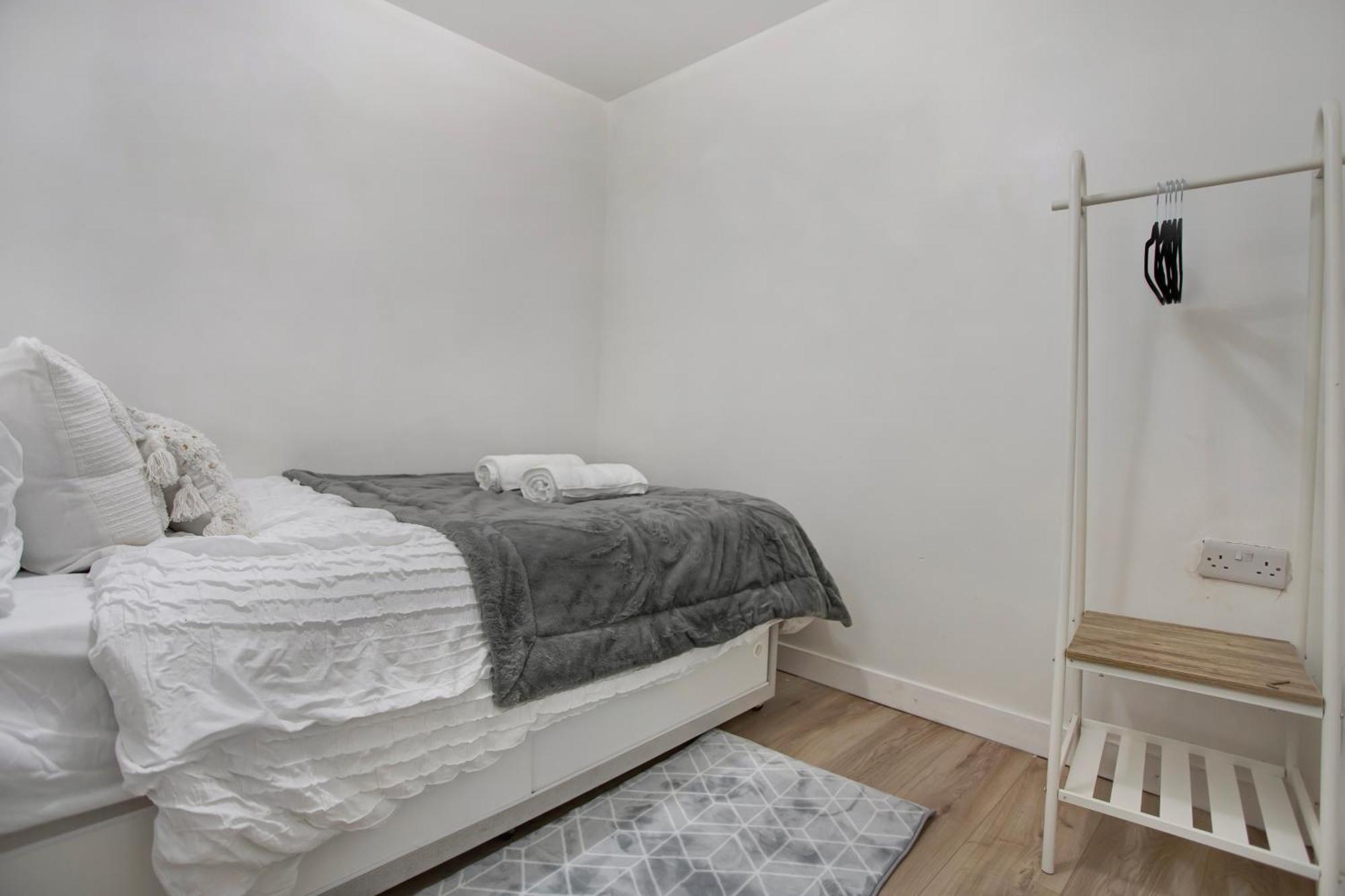 Apartment Cozy 1-bed Close To Lcy & Excel London