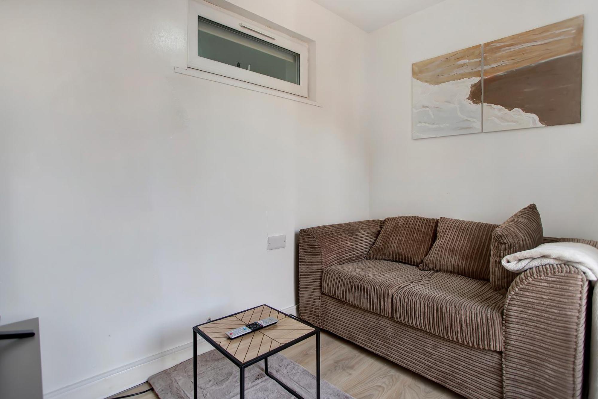 Apartment Cozy 1-bed Close To Lcy & Excel *