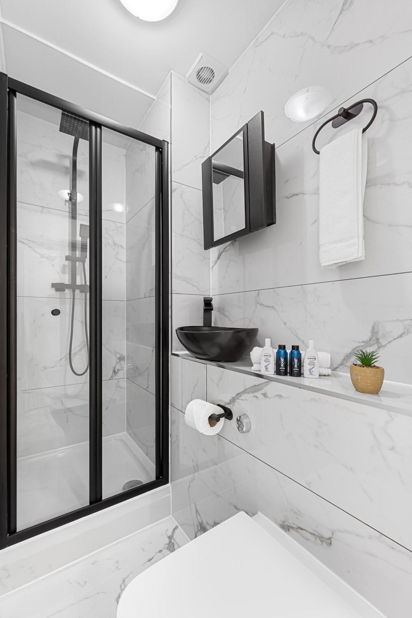 Apartment Modern 2 Bedroom Flat - Near Primrose Hill, Camden Market, Regent's Park - Good Links To Kings Cross, Euston, Finchley Road Station - Nw3