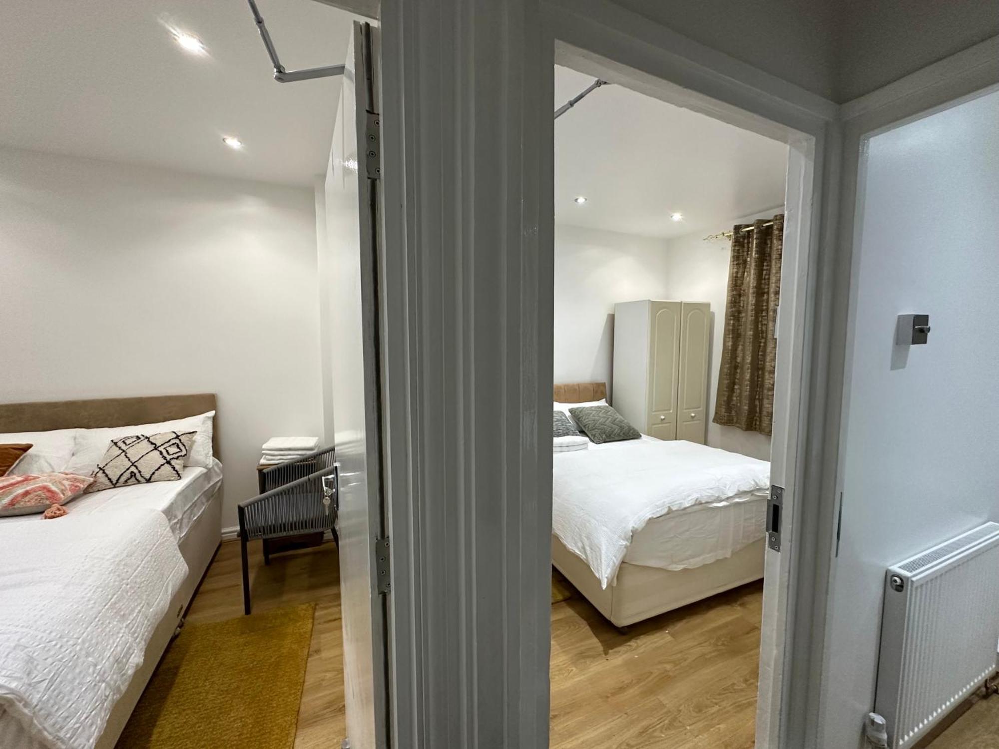 Beautiful Double With Free Wi-fi And Free Parking Casa de hóspedes