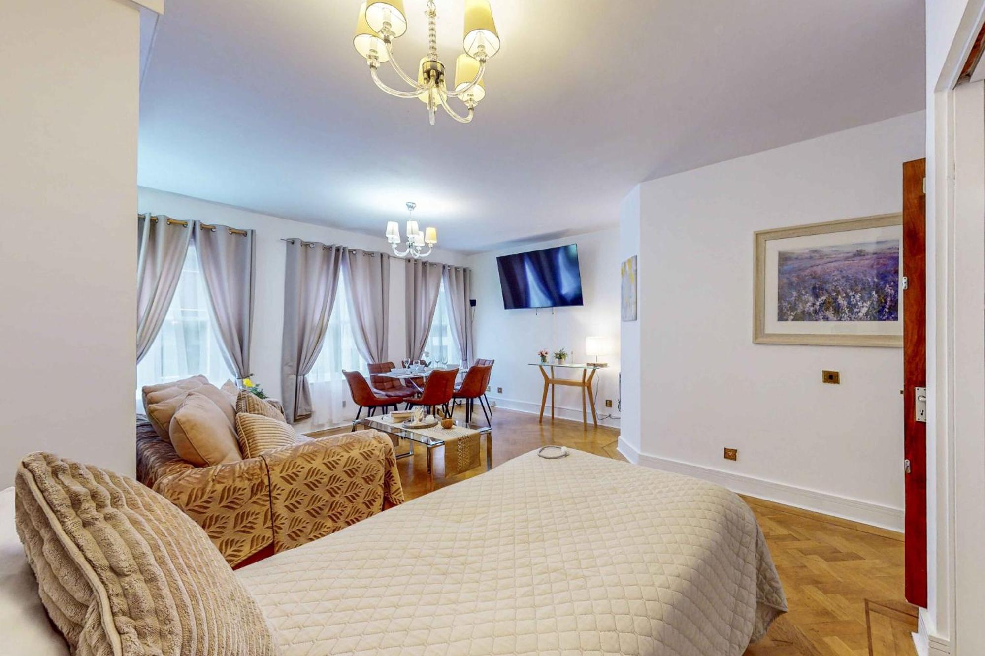Park Lane Mayfair Collection Apartment