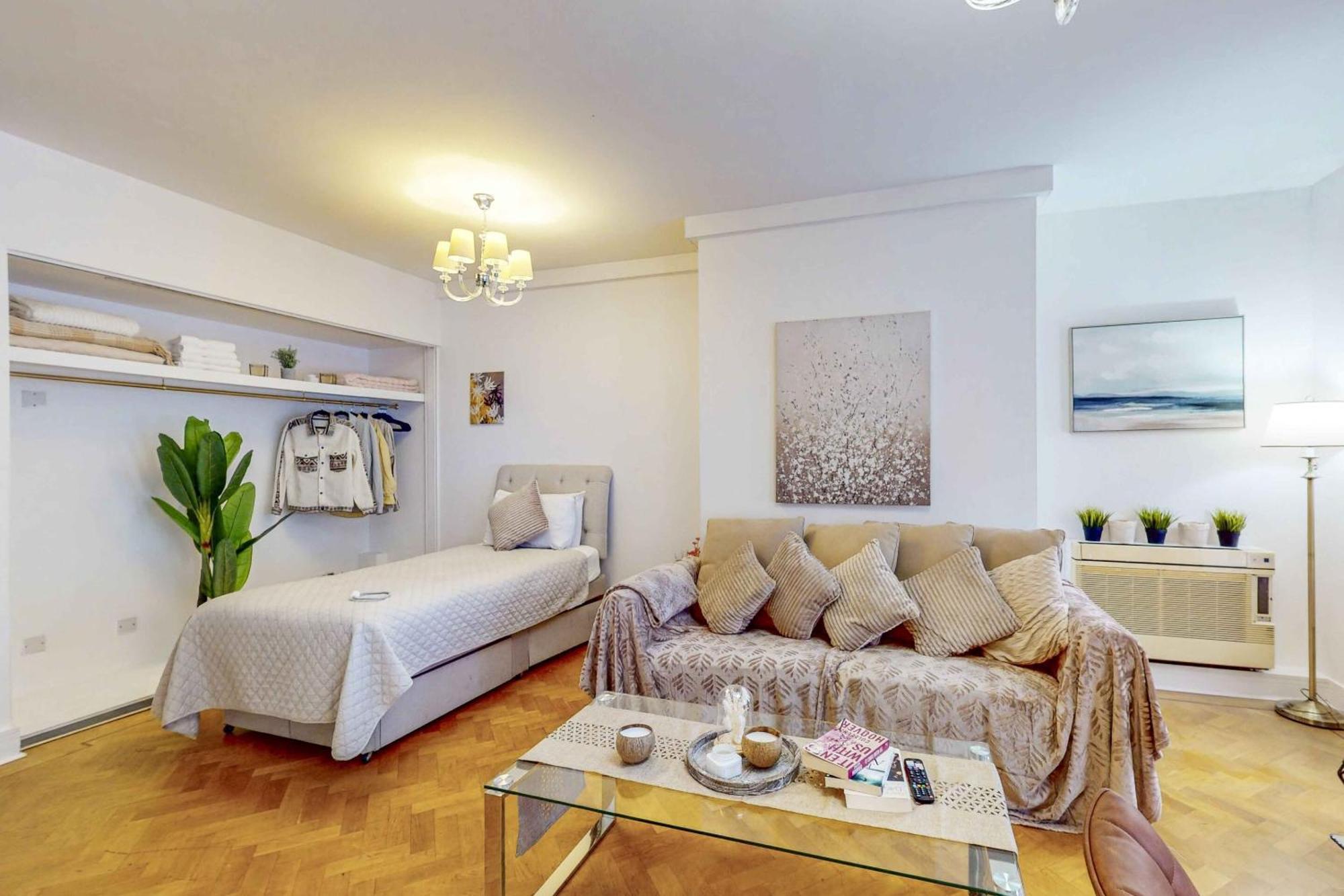 Park Lane Mayfair Collection *