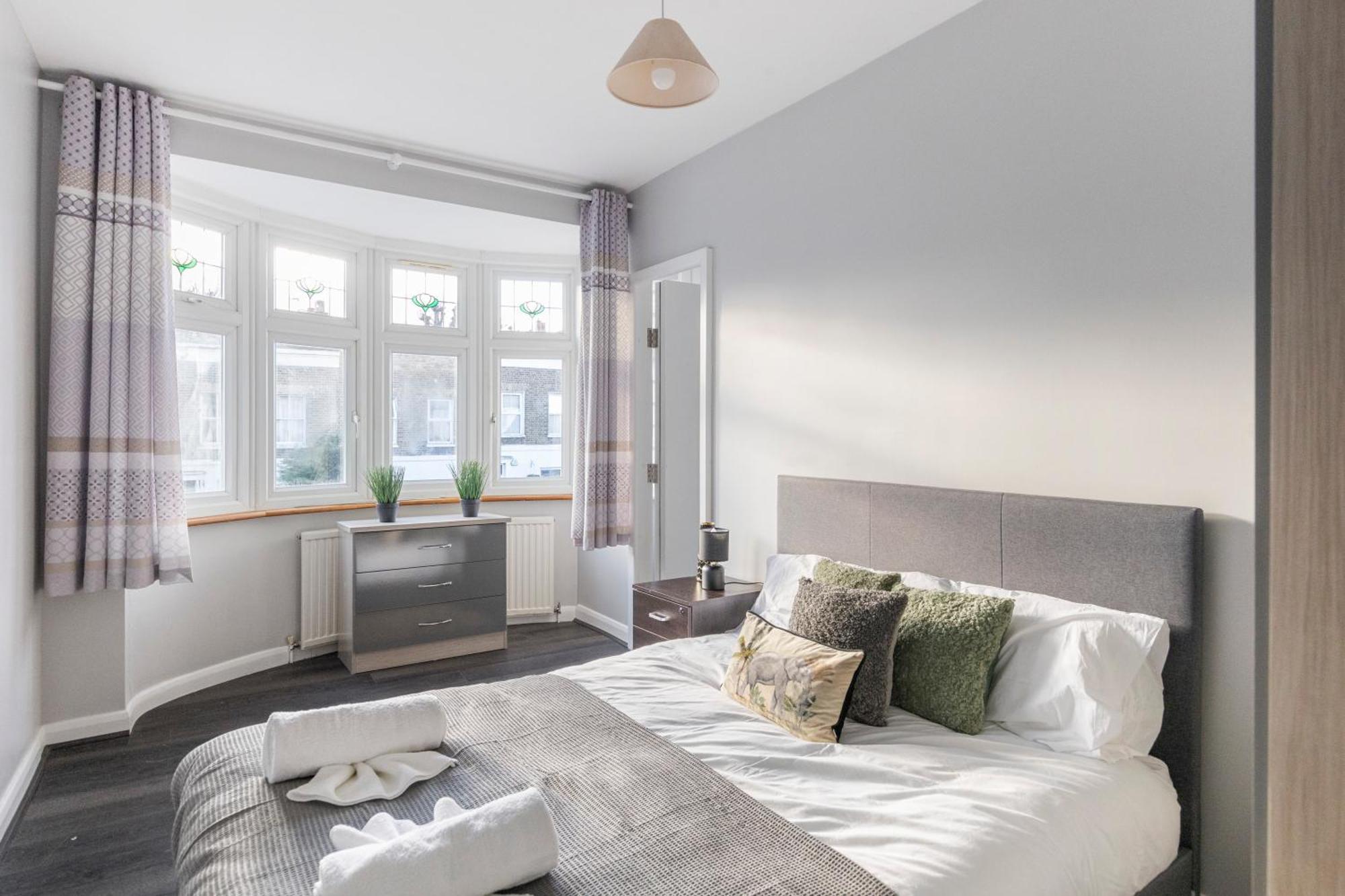 Chrystal Palace With Free Parking Lambeth Apartment