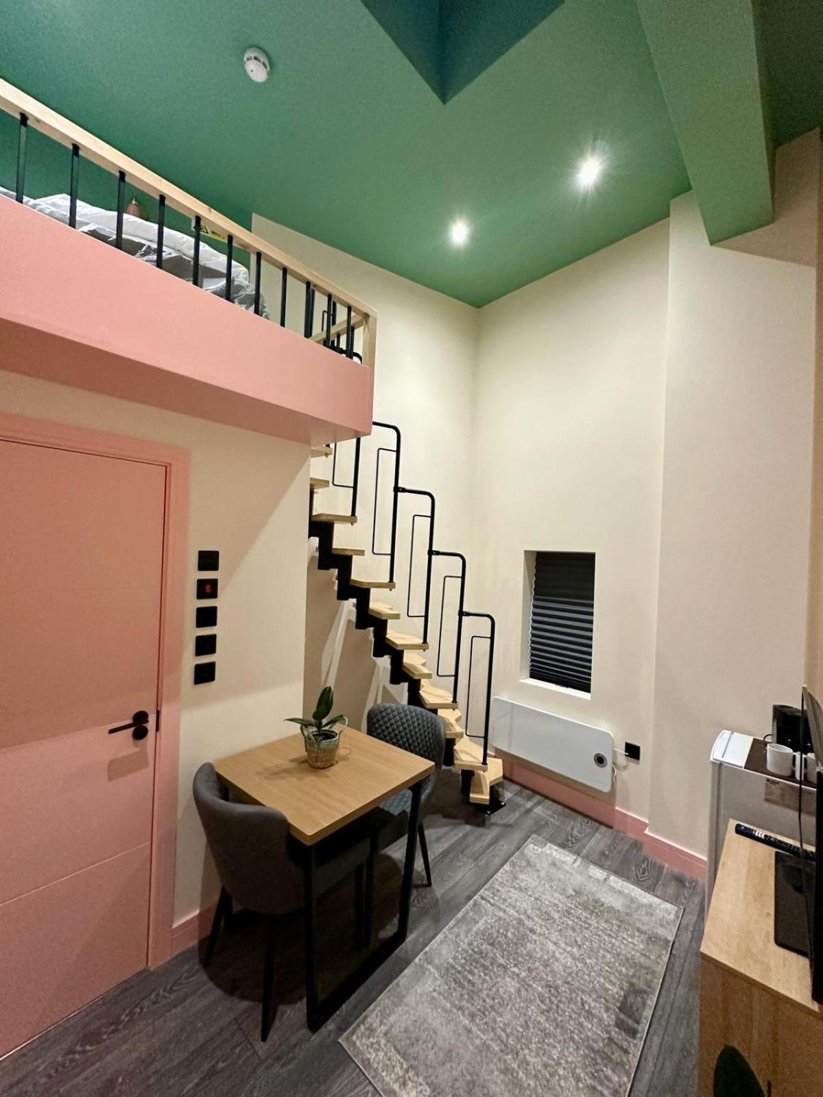 Cozy En-suite Loft In Trendy Local Gasthof *