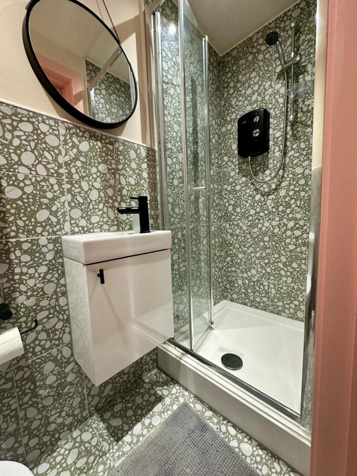 Cozy En-suite Loft In Trendy Local Gasthof *