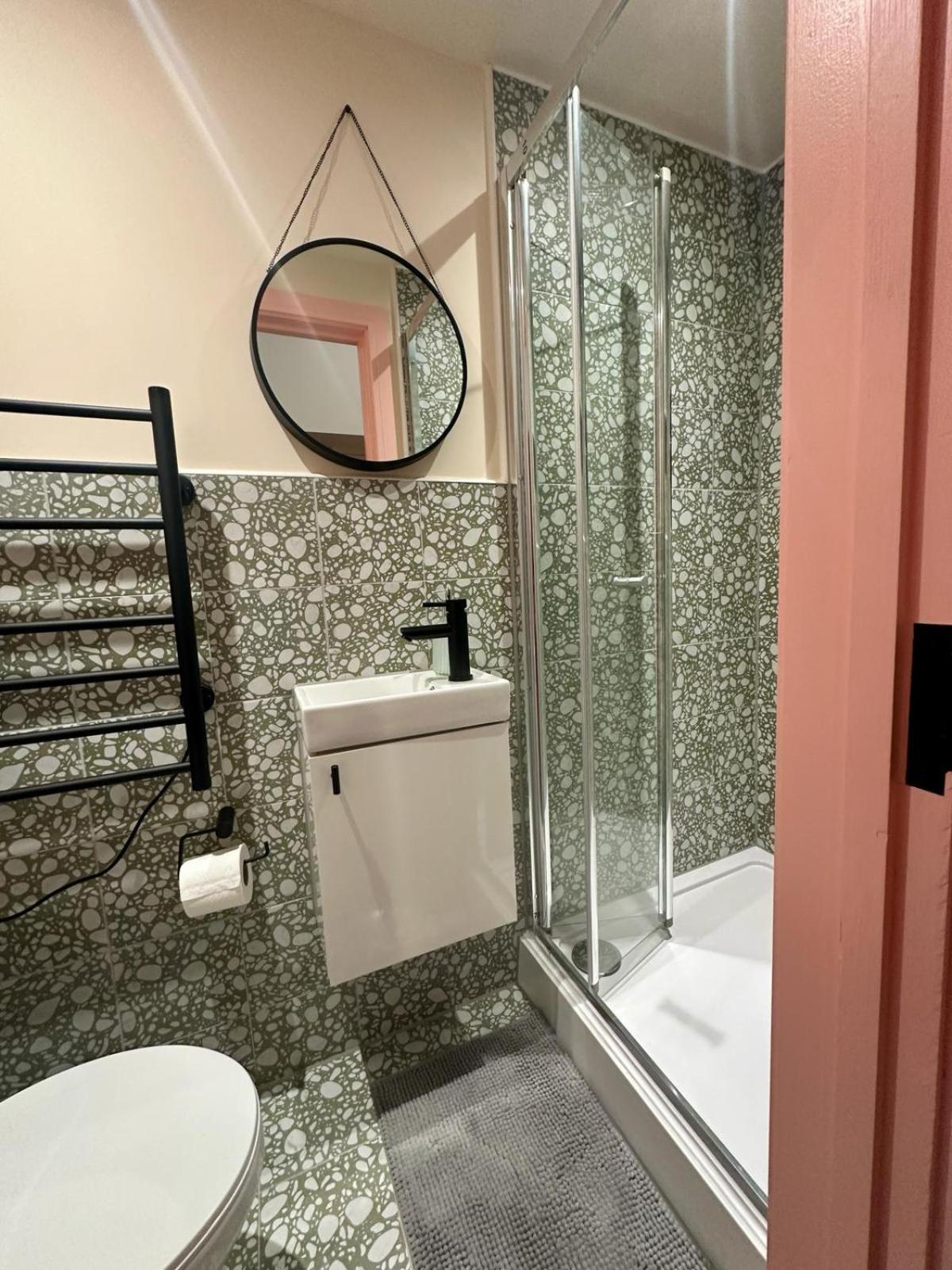 Gasthof Cozy En-suite Loft In Trendy Local *