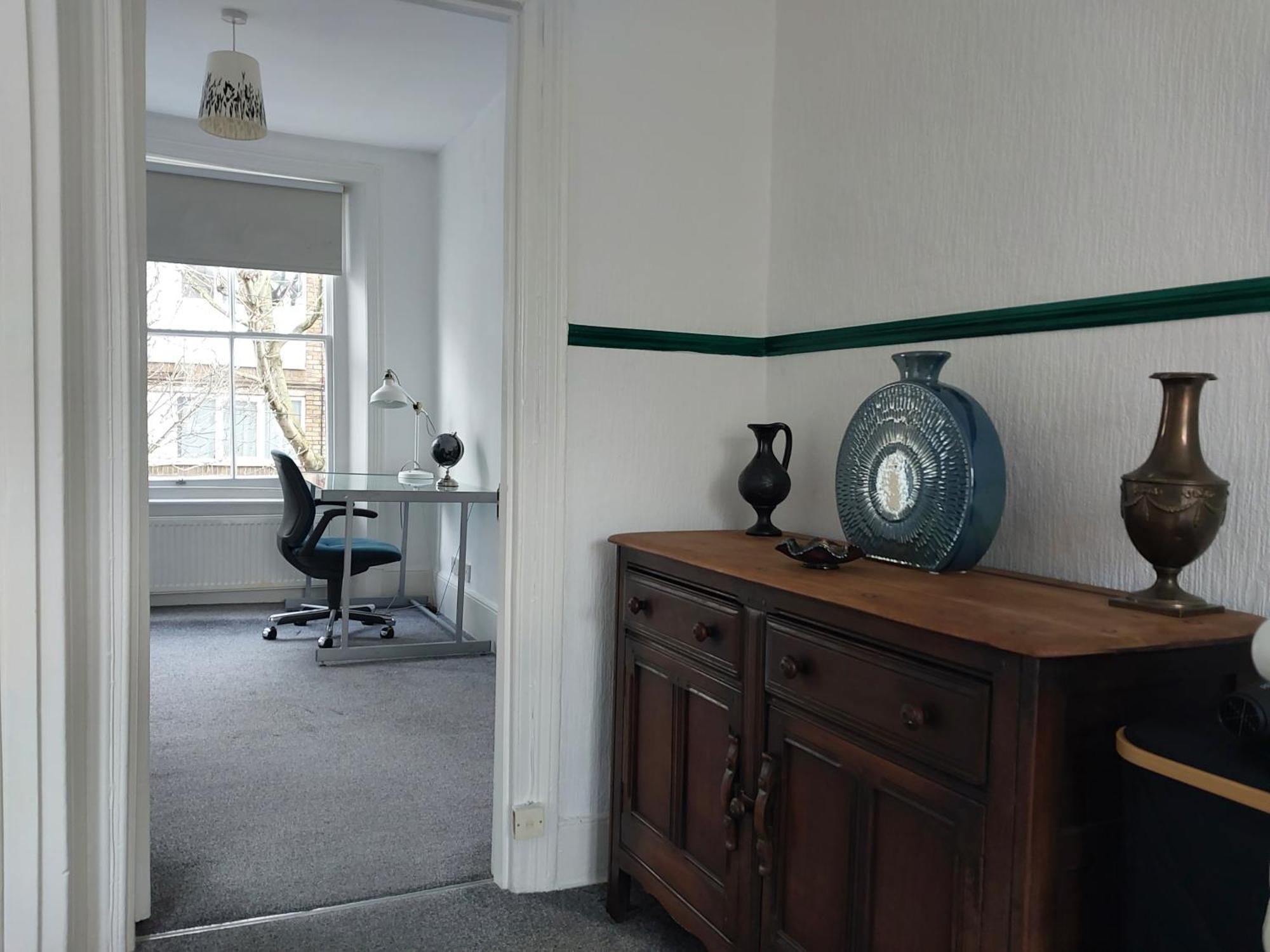 Holiday home Large Serene Victorian Abode In London