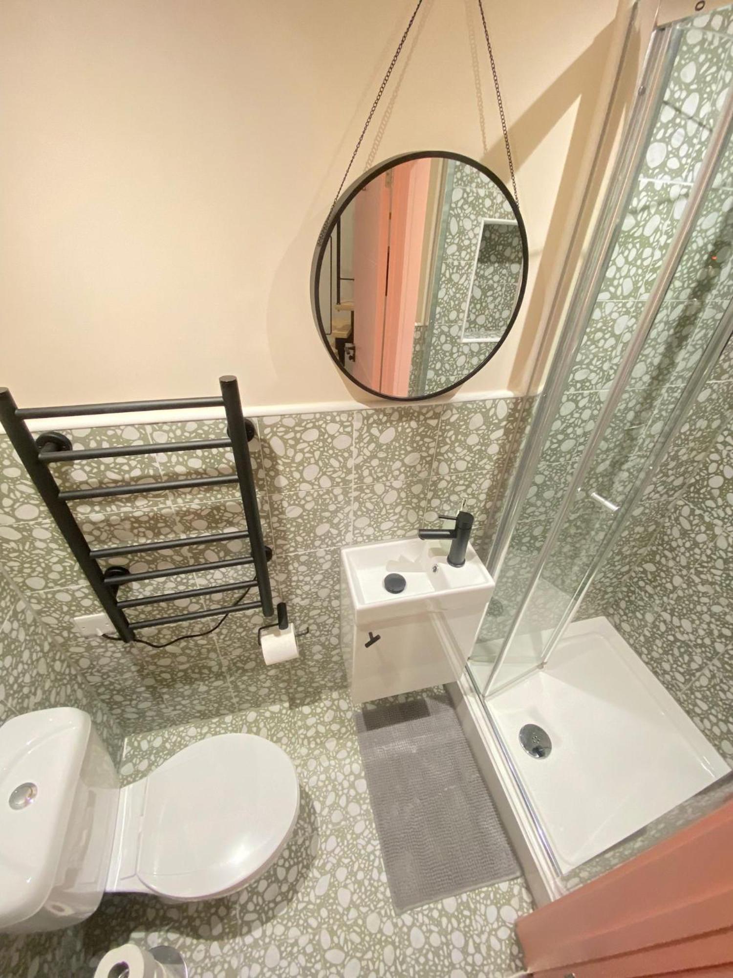 Gasthof Cozy En-suite Loft In Trendy Local