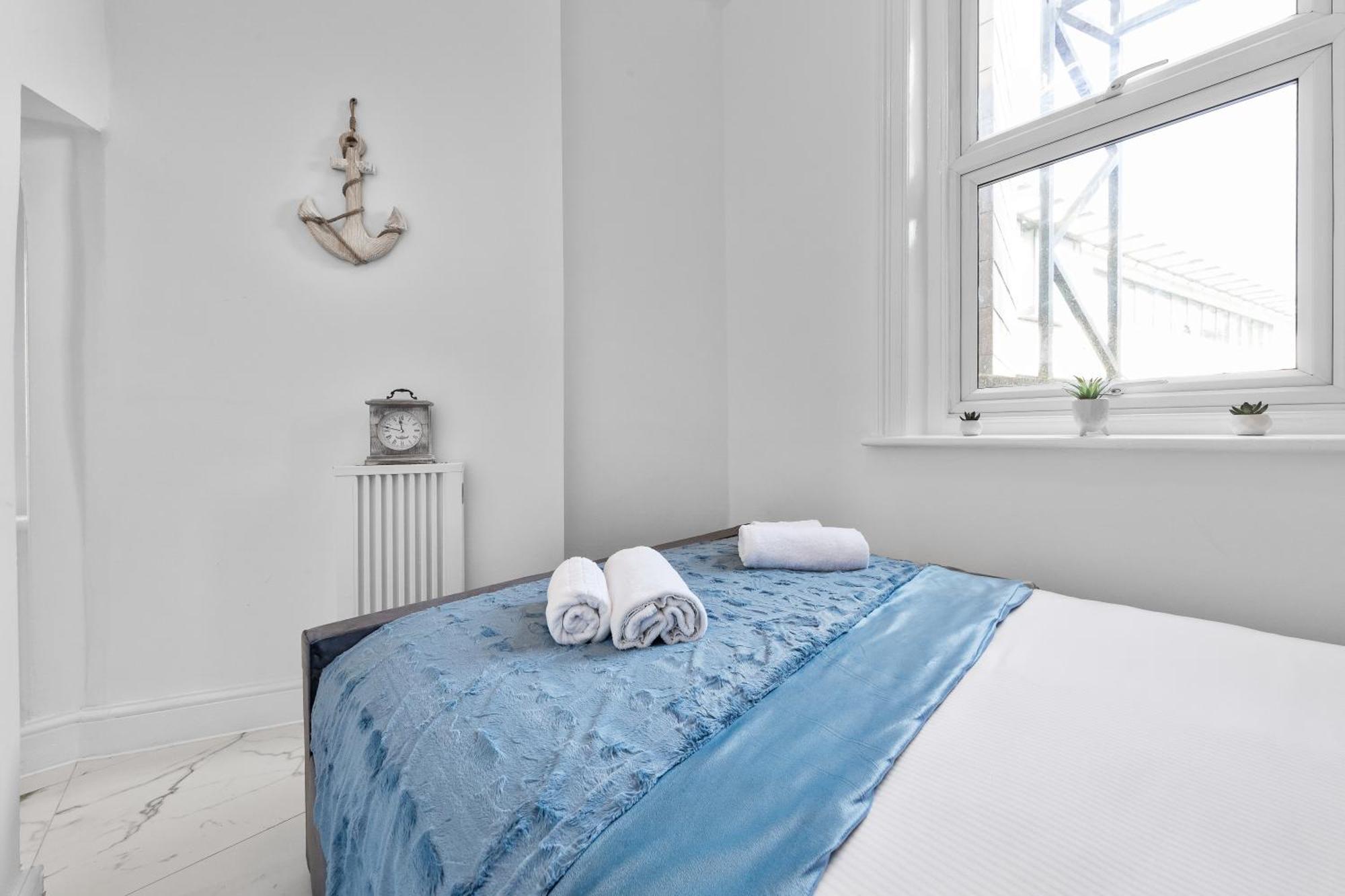 Modern 2 Bedroom Flat - Near Primrose Hill, Camden Market, Regent's Park - Good Links To Kings Cross, Euston, Finchley Road Station - Nw3 Apartment