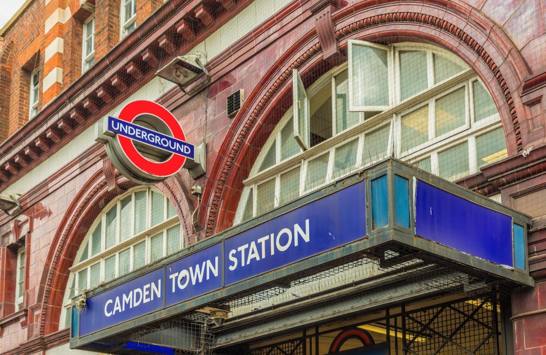 Luxury In Camden Town Near Shops, Cafes, Bars & Metro With Shared Bathrooms Homestay London