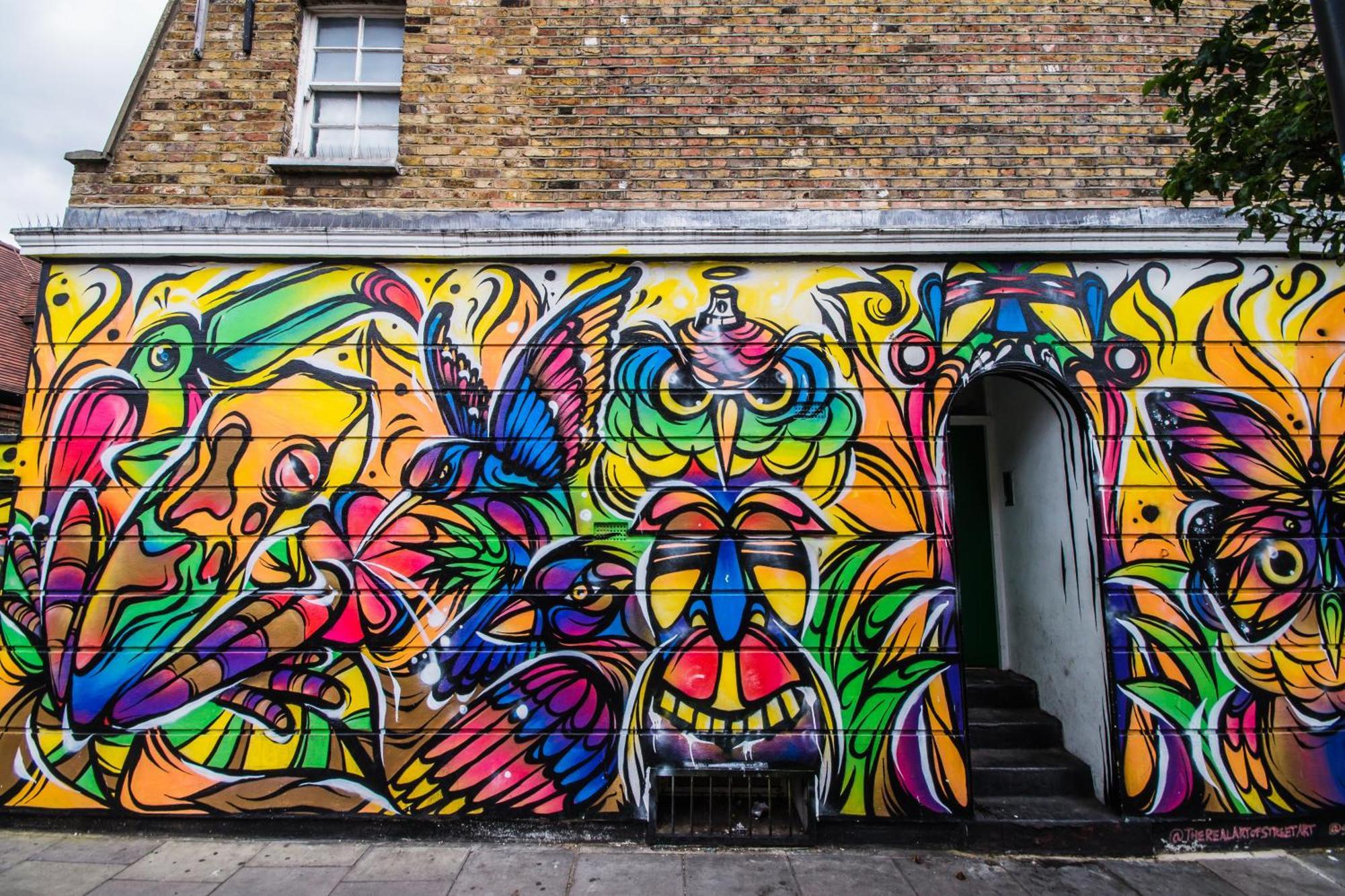 Luxury In Camden Town Near Shops, Cafes, Bars & Metro With Shared Bathrooms Homestay *