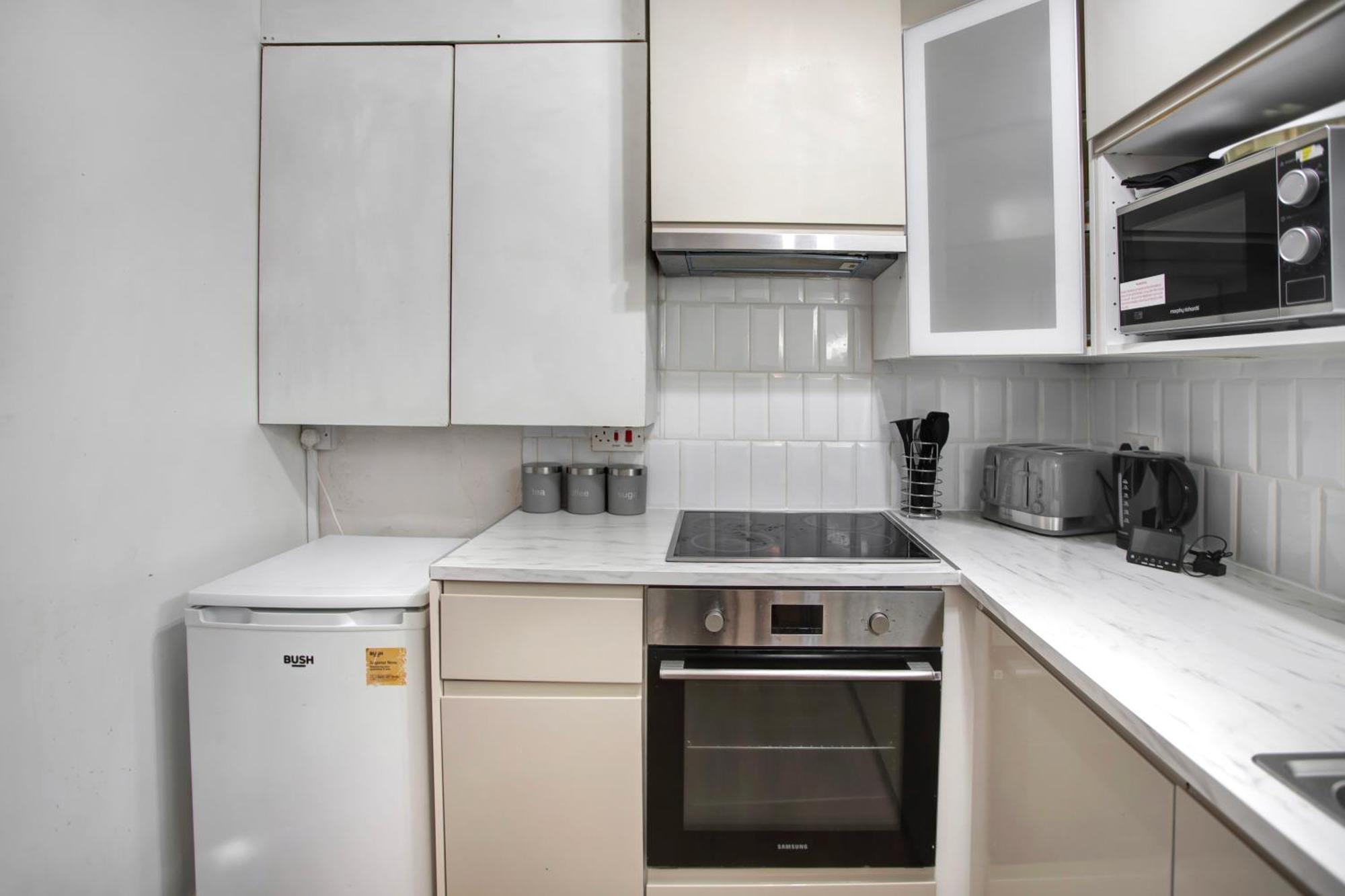Apartment Cozy 1-bed Close To Lcy & Excel