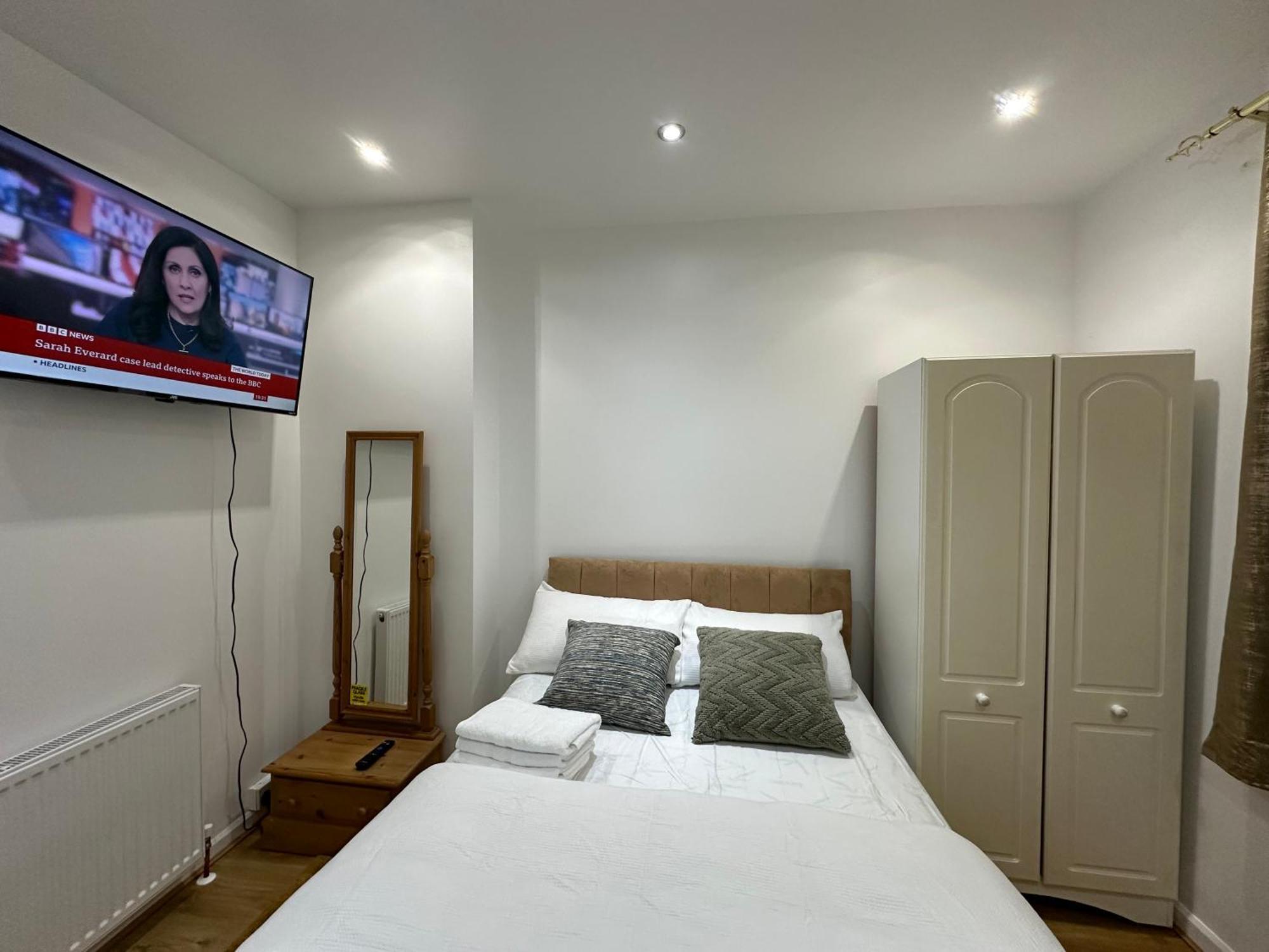 Casa de hóspedes Beautiful Double With Free Wi-fi And Free Parking *