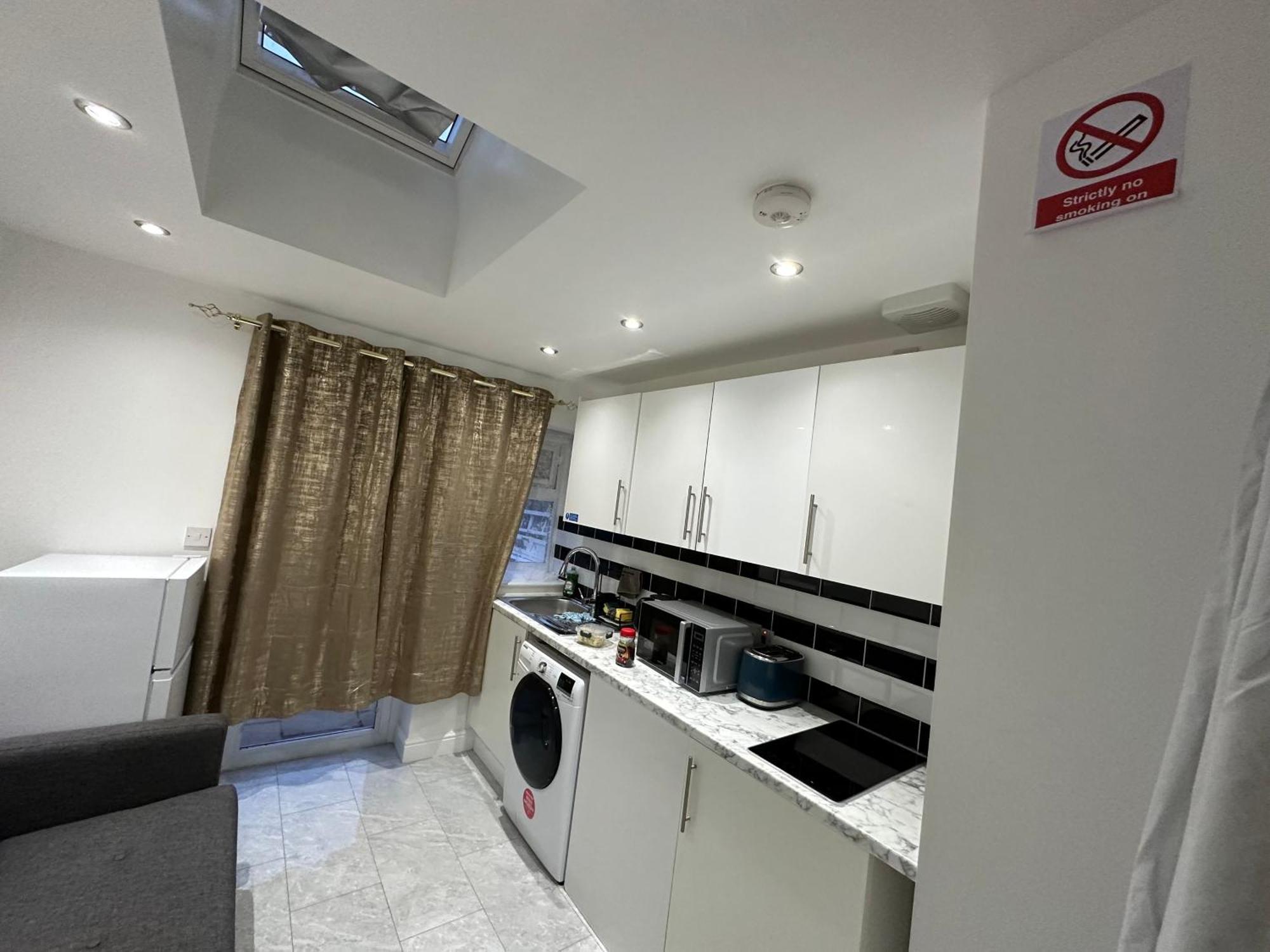 Casa de hóspedes Beautiful Double With Free Wi-fi And Free Parking Londres