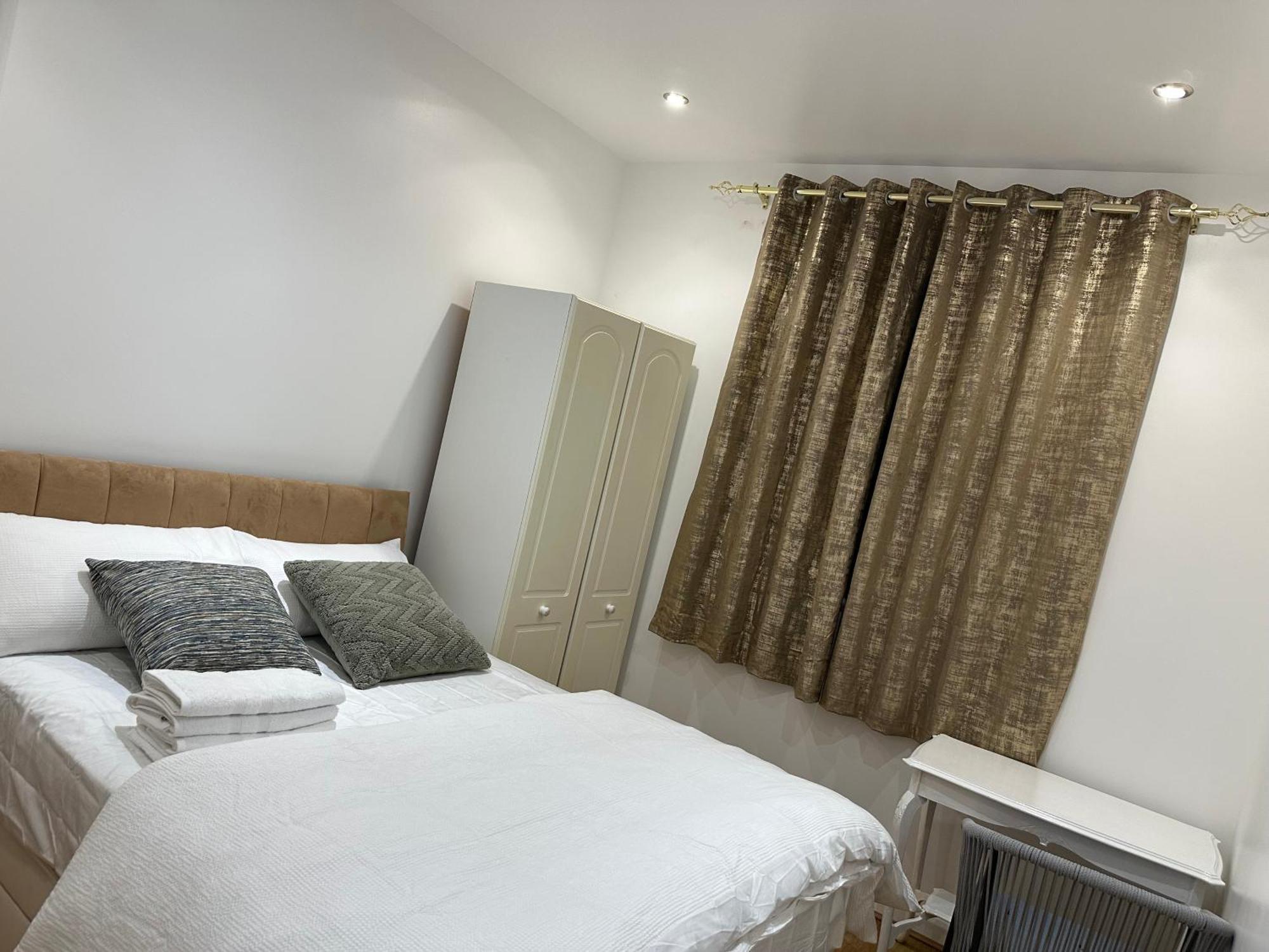 Casa de hóspedes Beautiful Double With Free Wi-fi And Free Parking *