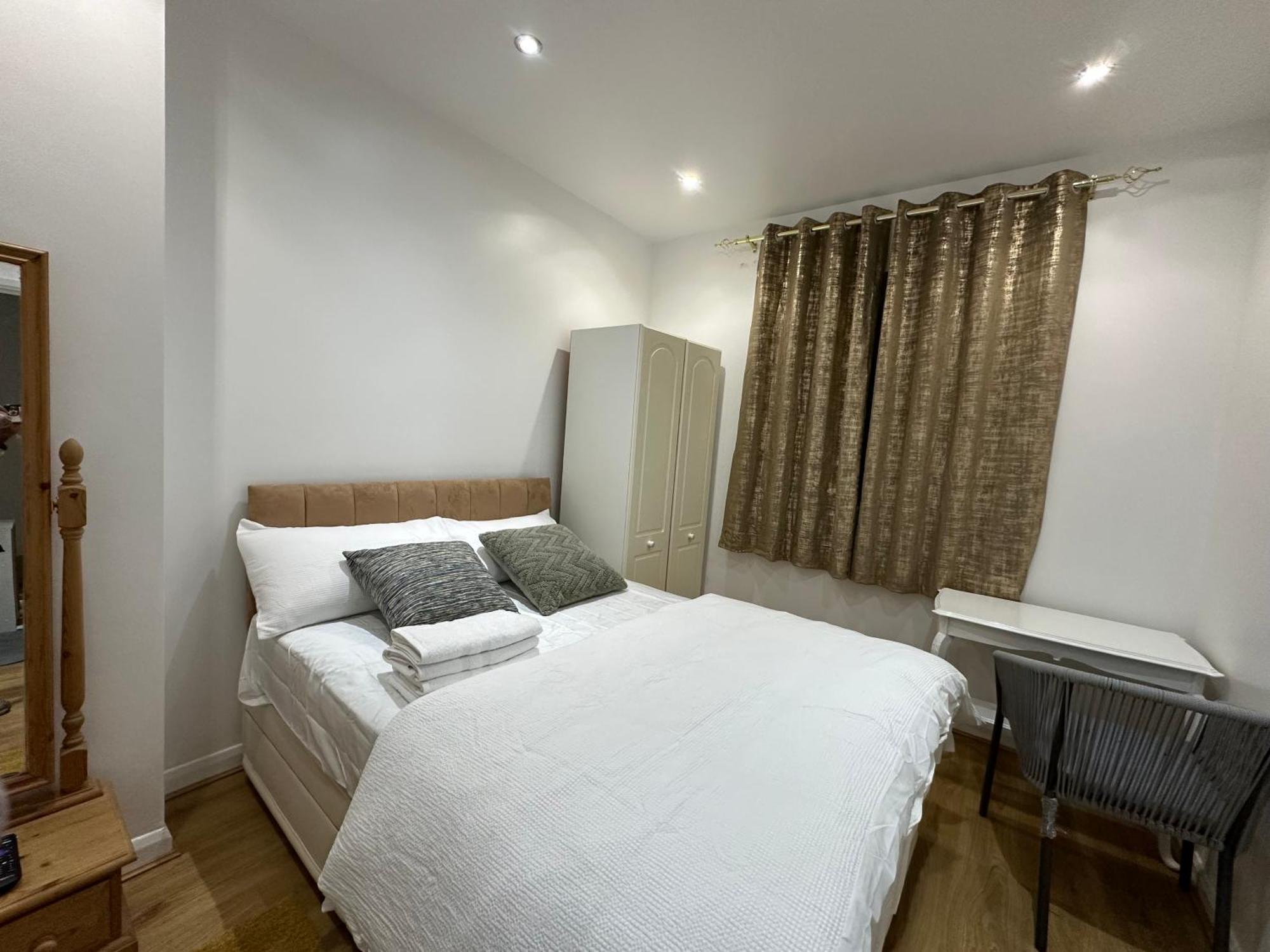 Casa de hóspedes Beautiful Double With Free Wi-fi And Free Parking