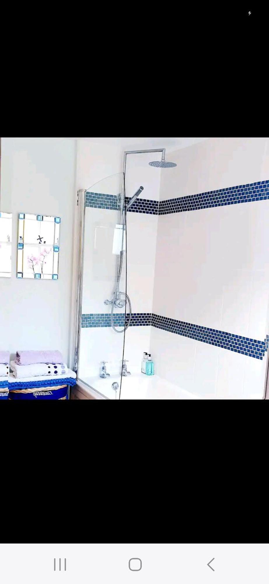 Homestay, Upmarket, Wimbledon & Southfields; Beside Tube; * London