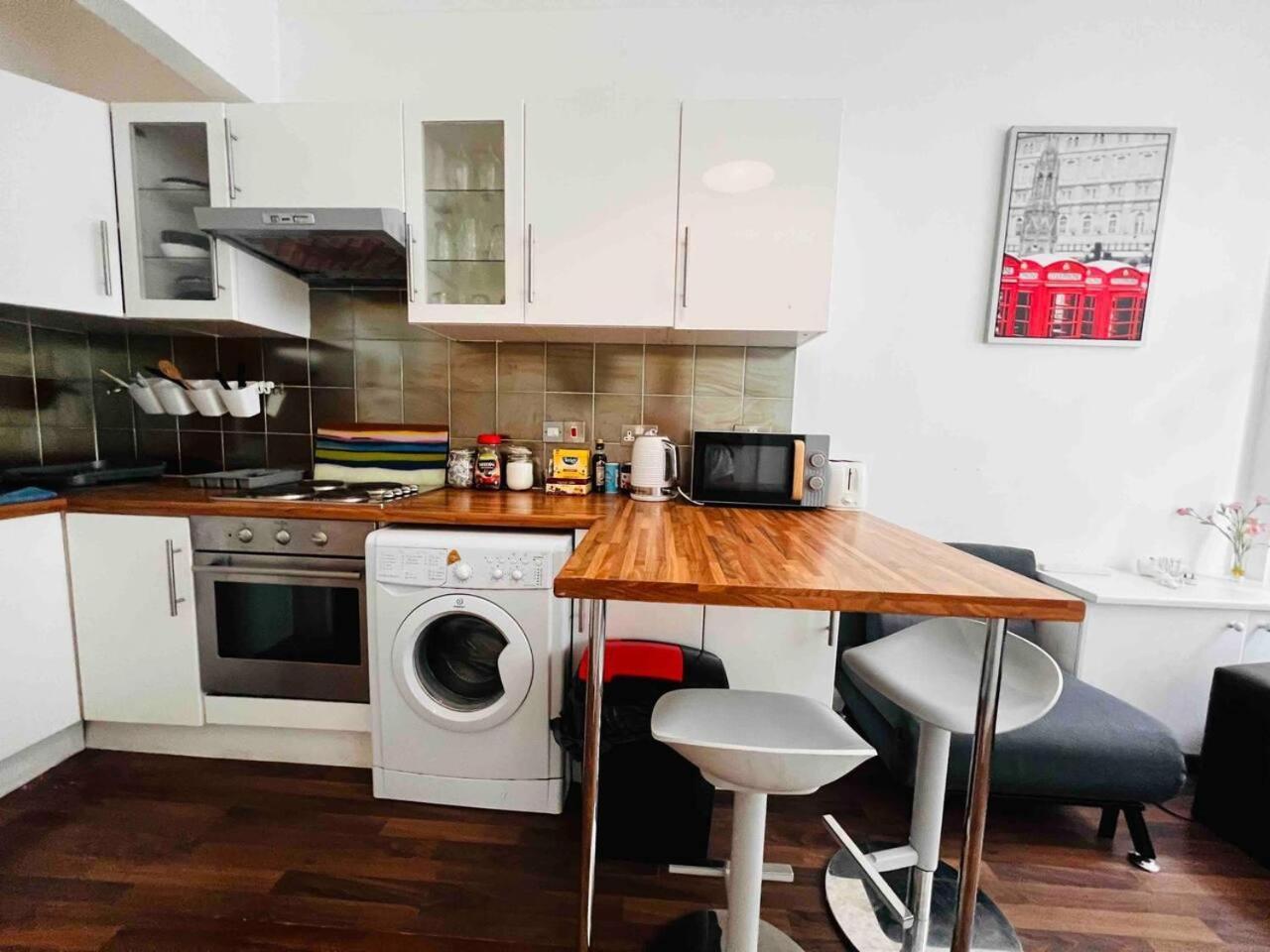 3-bed In King's Cross Apartment London